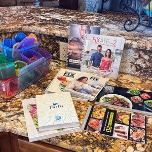 Beachbody Meal Planning Books and Containers